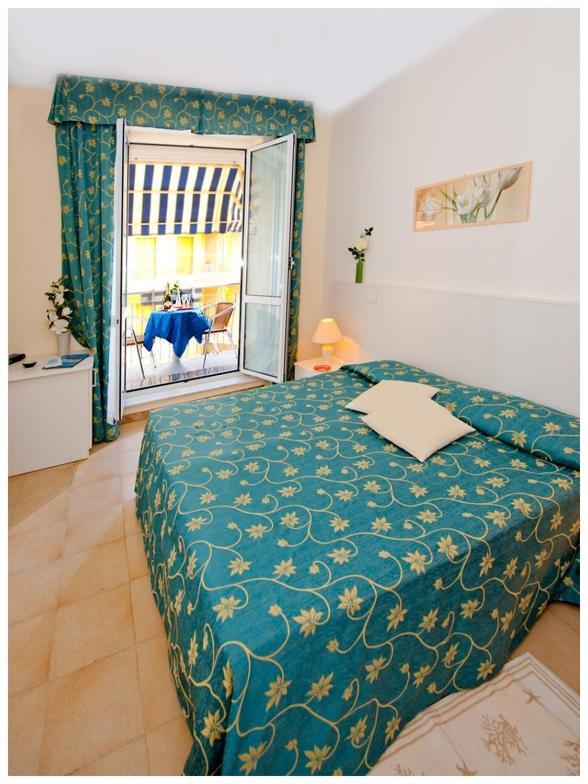 Hotel Nuovo Al Mare Alassio Eksteriør bilde